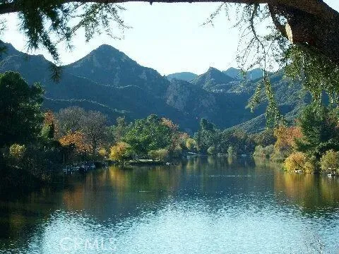 $2,350,000 | 2305 Sugarloaf Drive, Agoura Hills, CA 91301