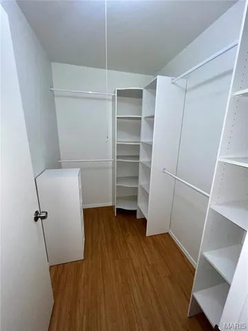 $1,120 | 8746 Brentshire Walk, Brentwood, MO 63144