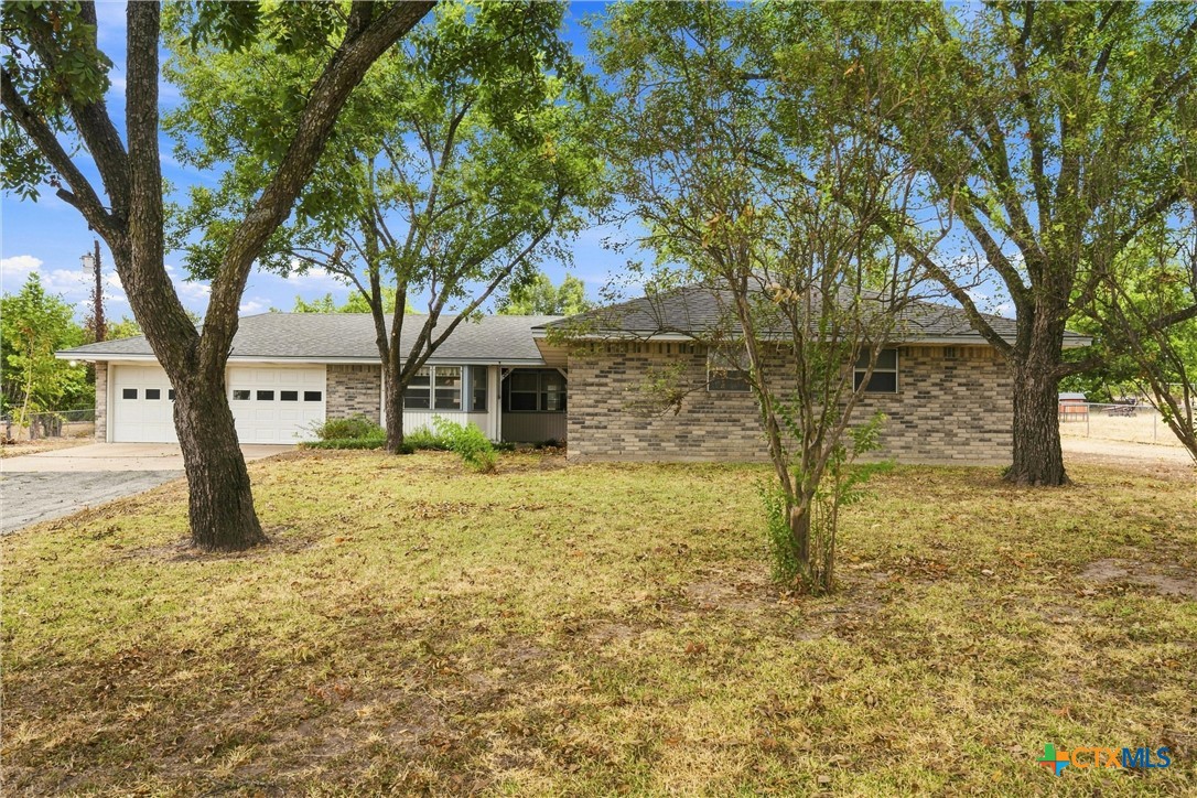484 Thompson Road Troy, TX 76579 - Photo 2 of 30 Gallery Image 2
