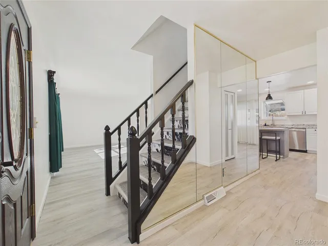 a view of entryway and hall