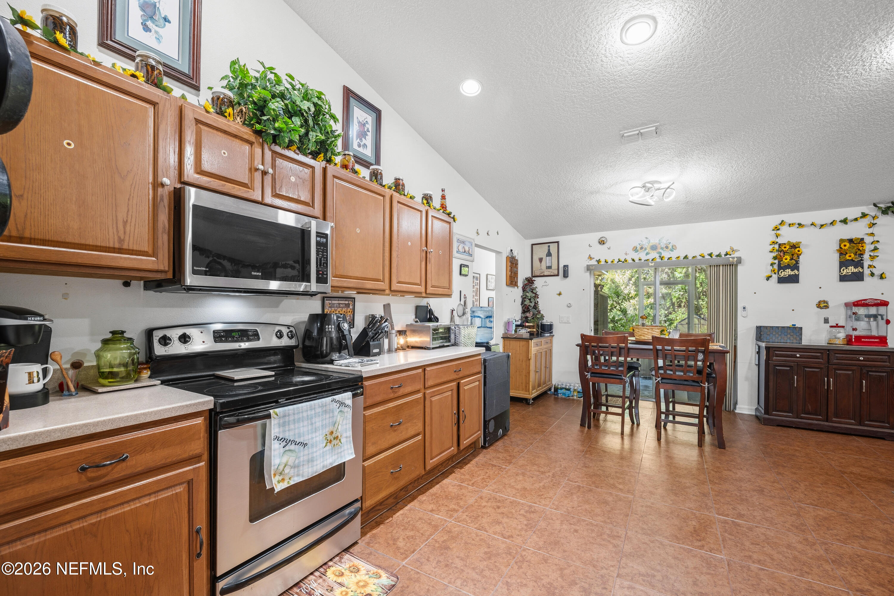 97106 Yorkshire Drive Yulee, FL 32097 - Photo 31 of 53 30 Kitchen