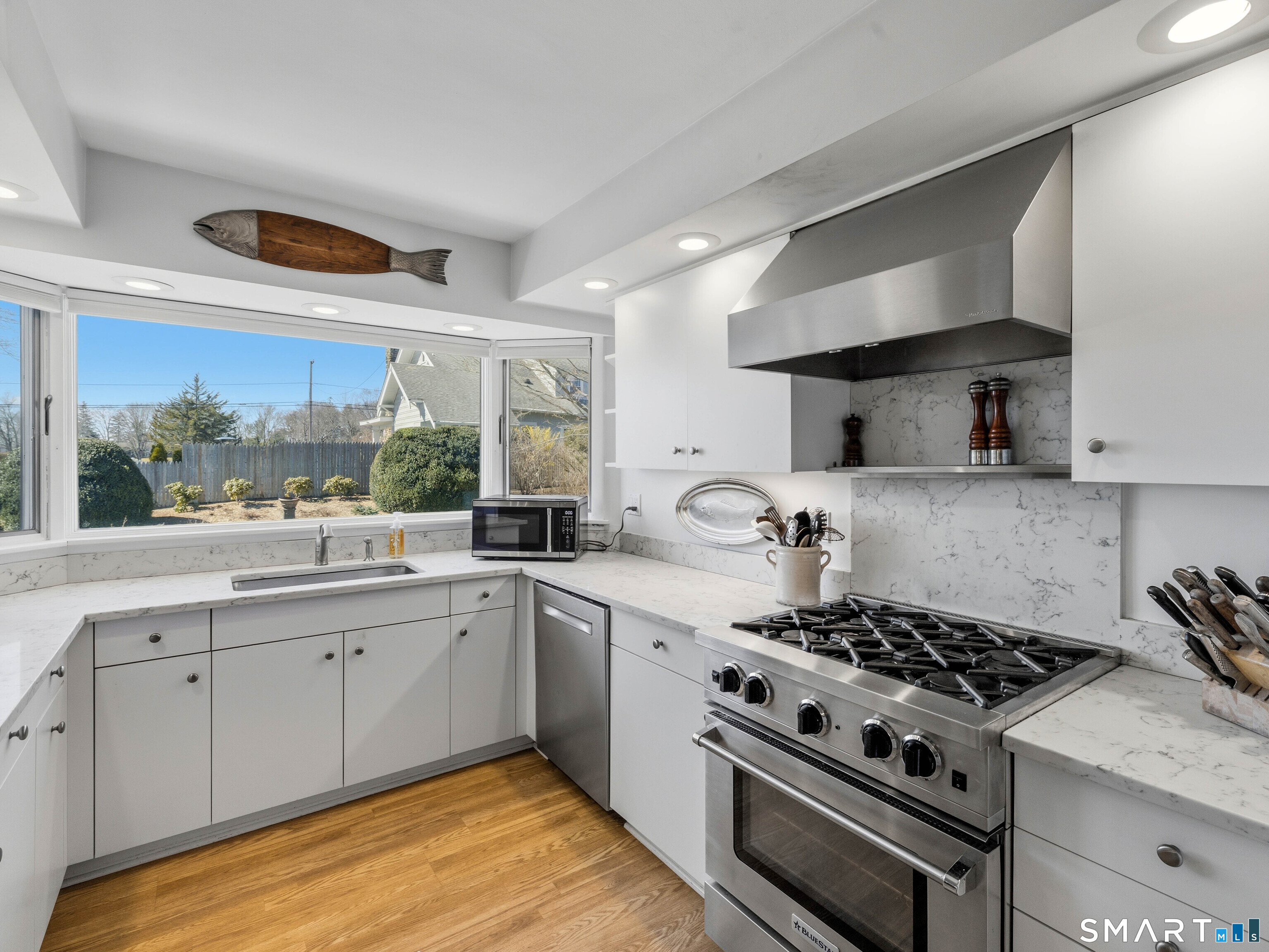 24 Cherry Lane Madison, CT 06443 - Photo 17 of 40