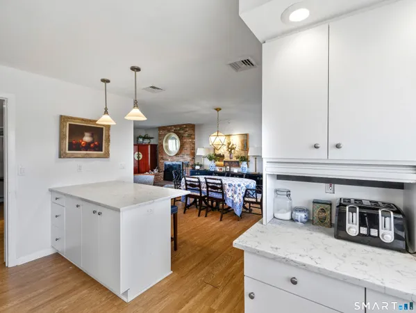 $1,299,000 | 24 Cherry Lane, Madison, CT 06443