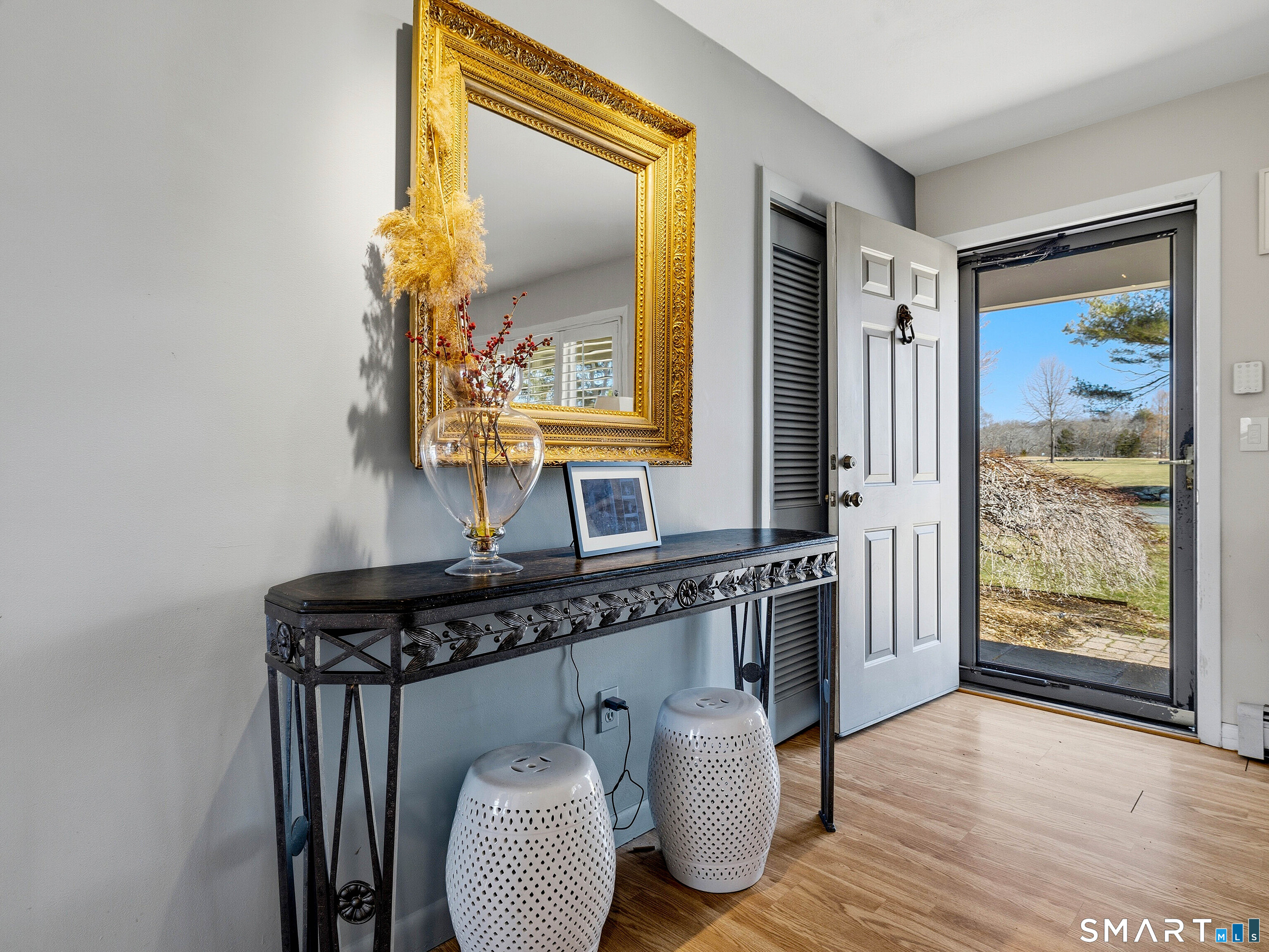 24 Cherry Lane Madison, CT 06443 - Photo 5 of 40 Front entrance