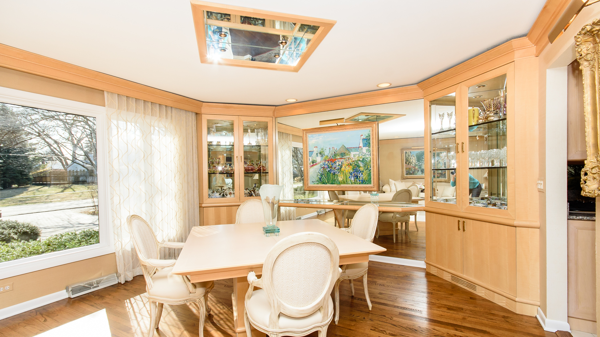 131 Hibbard Road Wilmette, IL 60091 - Photo 4 of 30