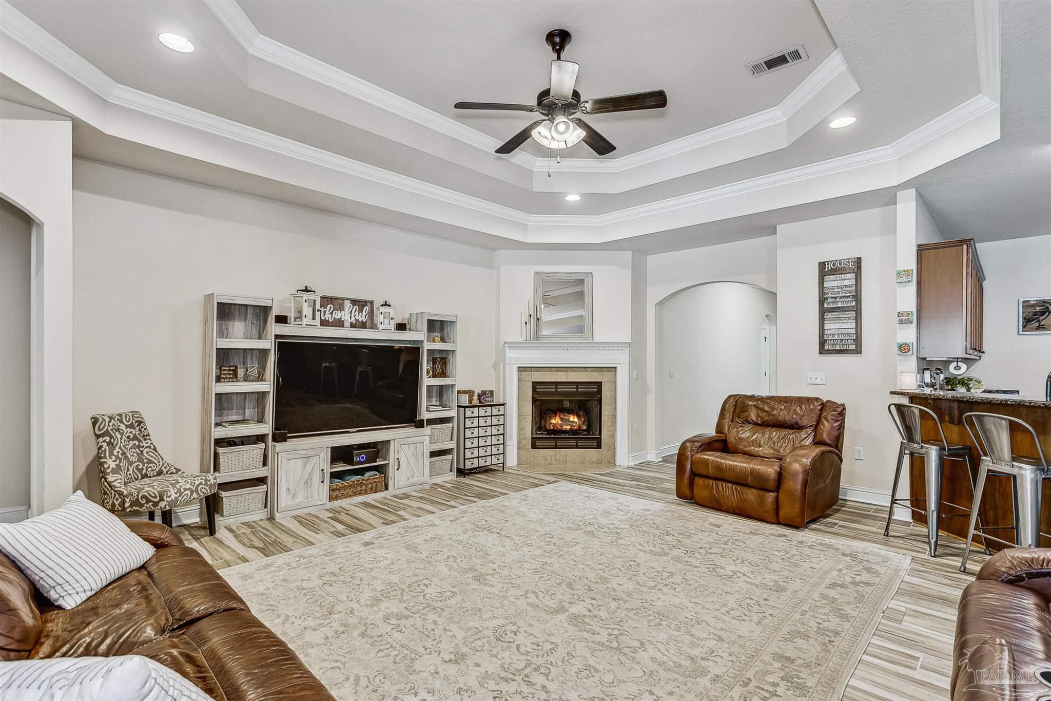 2072 Staff Drive Cantonment, FL 32533 - Photo 16 of 47