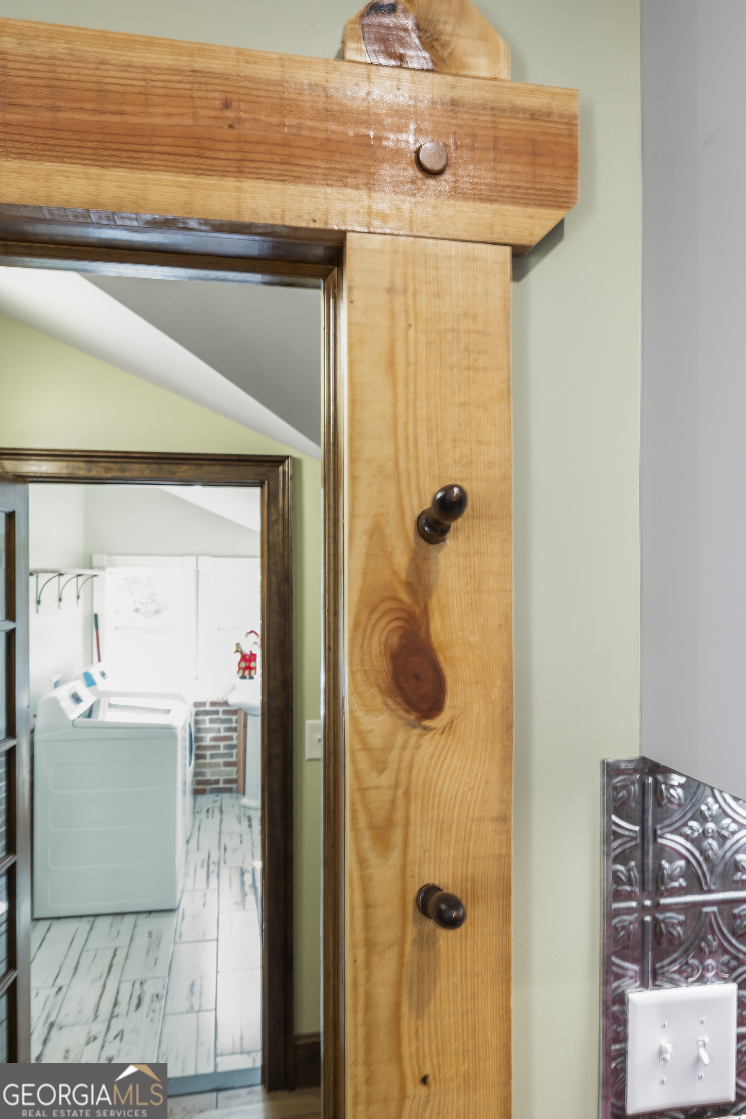 68 Spring Street Newnan, GA 30263 - Photo 43 of 48 a bathroom with a shower