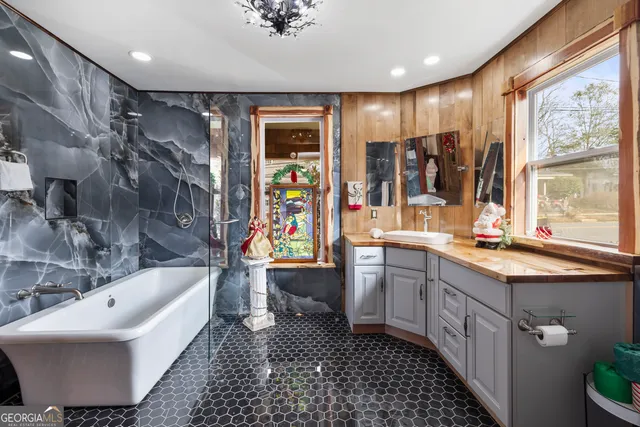 $749,900 | 68 Spring Street, Newnan, GA 30263