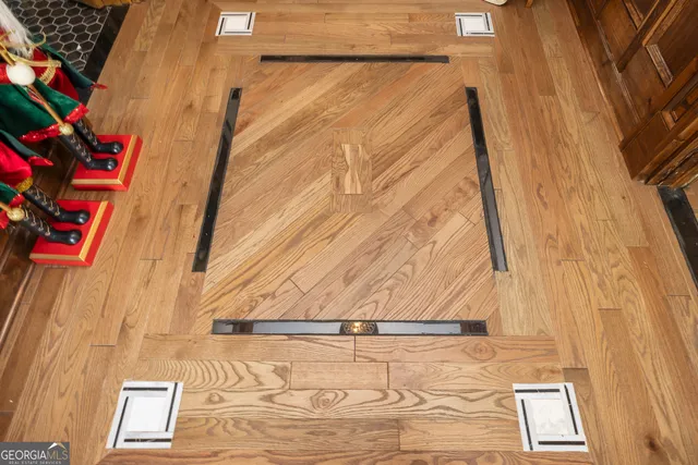 $749,900 | 68 Spring Street, Newnan, GA 30263