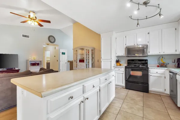 $529,000 | 16924 Sebastian Way, Esparto, CA 95627