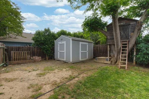 $529,000 | 16924 Sebastian Way, Esparto, CA 95627