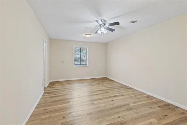 $2,500 | 4900 East St Charles Avenue, Lake Charles, LA 70605