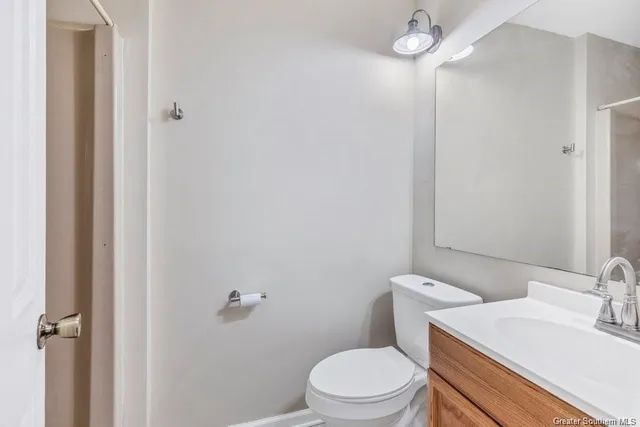 $2,500 | 4900 East St Charles Avenue, Lake Charles, LA 70605