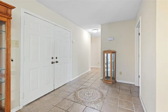 $2,500 | 4900 East St Charles Avenue, Lake Charles, LA 70605