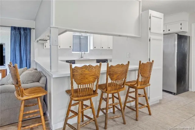 $2,500 | 4900 East St Charles Avenue, Lake Charles, LA 70605