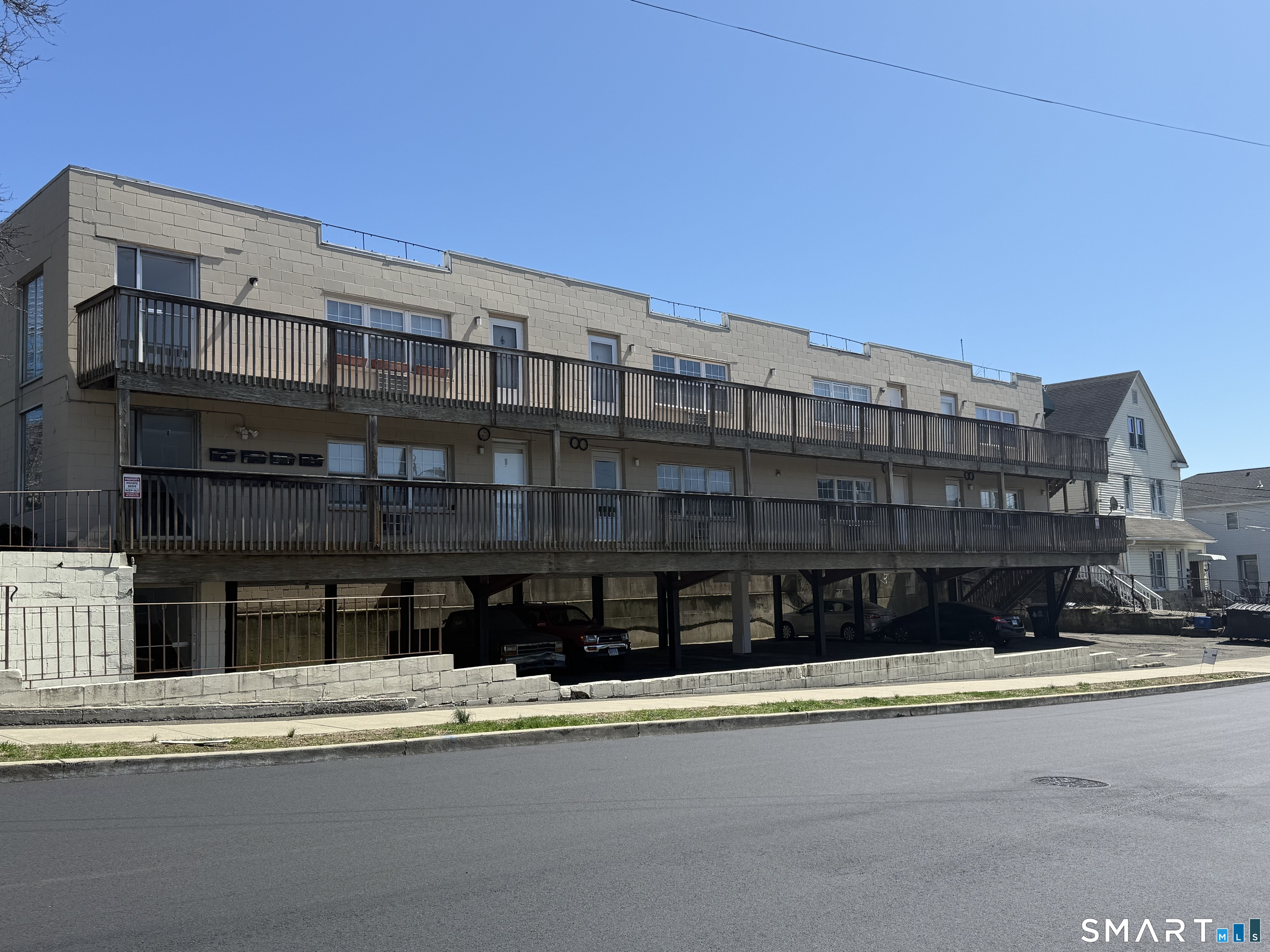 8 Wardwell Street, Unit 5 Stamford, CT 06902 - Photo 2 of 13 a building view