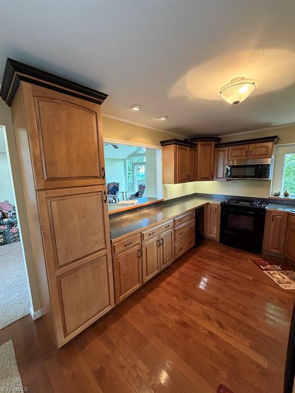 794 Rhododendron Road Hillsville, VA 24343 - Photo 8 of 27