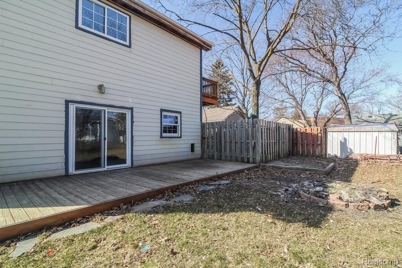 22814 Power Road Farmington, MI 48336 - Photo 6 of 27