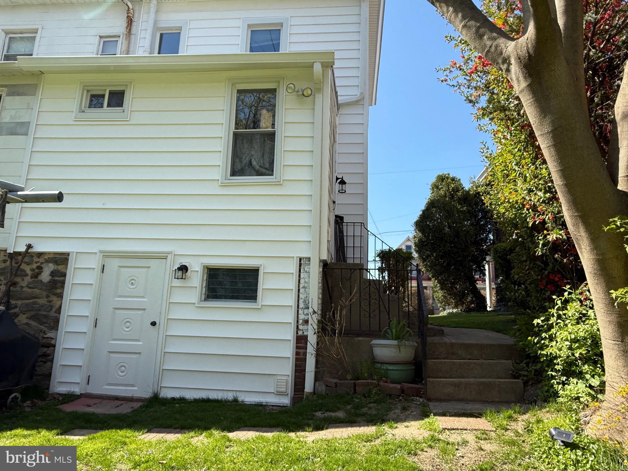 505 Ryers Avenue Cheltenham, PA 19012 - Photo 20 of 34 Basement entrance
