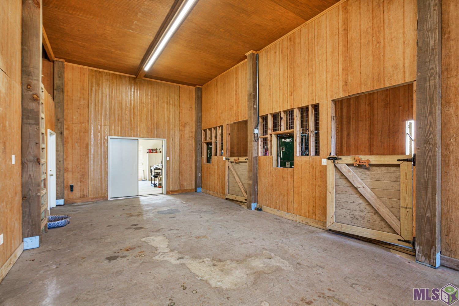 21808 Rabbit Run Drive Baton Rouge, LA 70817 - Photo 47 of 50 2 Horse Stalls