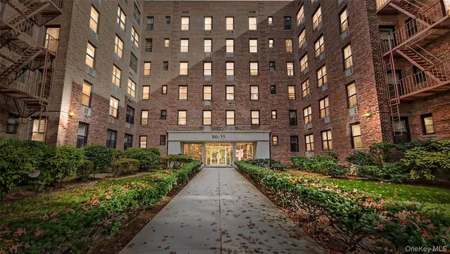 $279,000 | 80-35 Springfield Boulevard, Unit 4F | Oakland Gardens