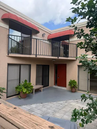 $2,800 | 8201 Thames Boulevard, Unit C, Boca Raton, FL 33433