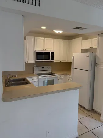 $2,800 | 8201 Thames Boulevard, Unit C, Boca Raton, FL 33433