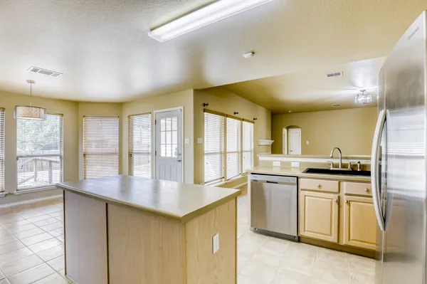 $310,000 | 100 Antietam Trail, Elgin, TX 78621