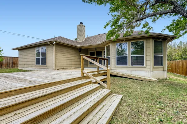 $310,000 | 100 Antietam Trail, Elgin, TX 78621