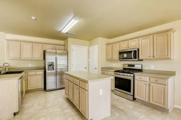 $310,000 | 100 Antietam Trail, Elgin, TX 78621