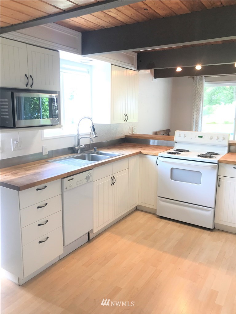 8309 Shintaffer Road Blaine, WA 98230 - Photo 6 of 21 Gallery Image 6