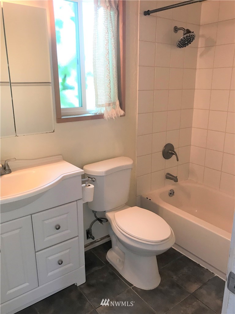 8309 Shintaffer Road Blaine, WA 98230 - Photo 10 of 21 Gallery Image 10