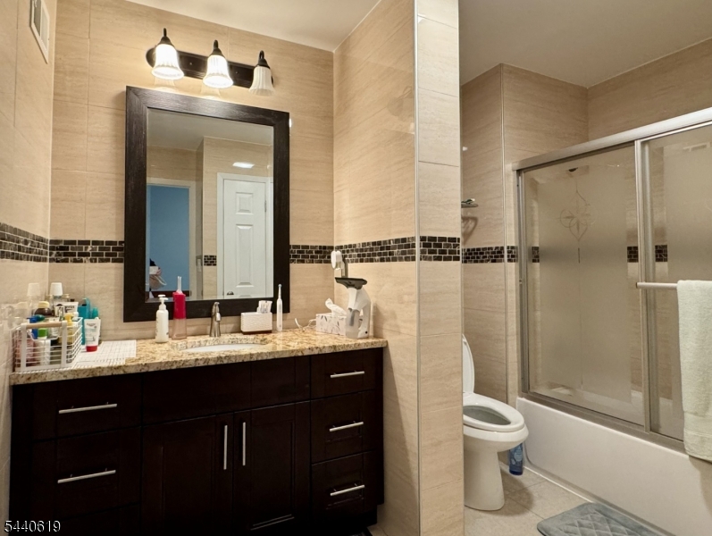 115 Chelsea Way Bridgewater, NJ 08807 - Photo 17 of 26