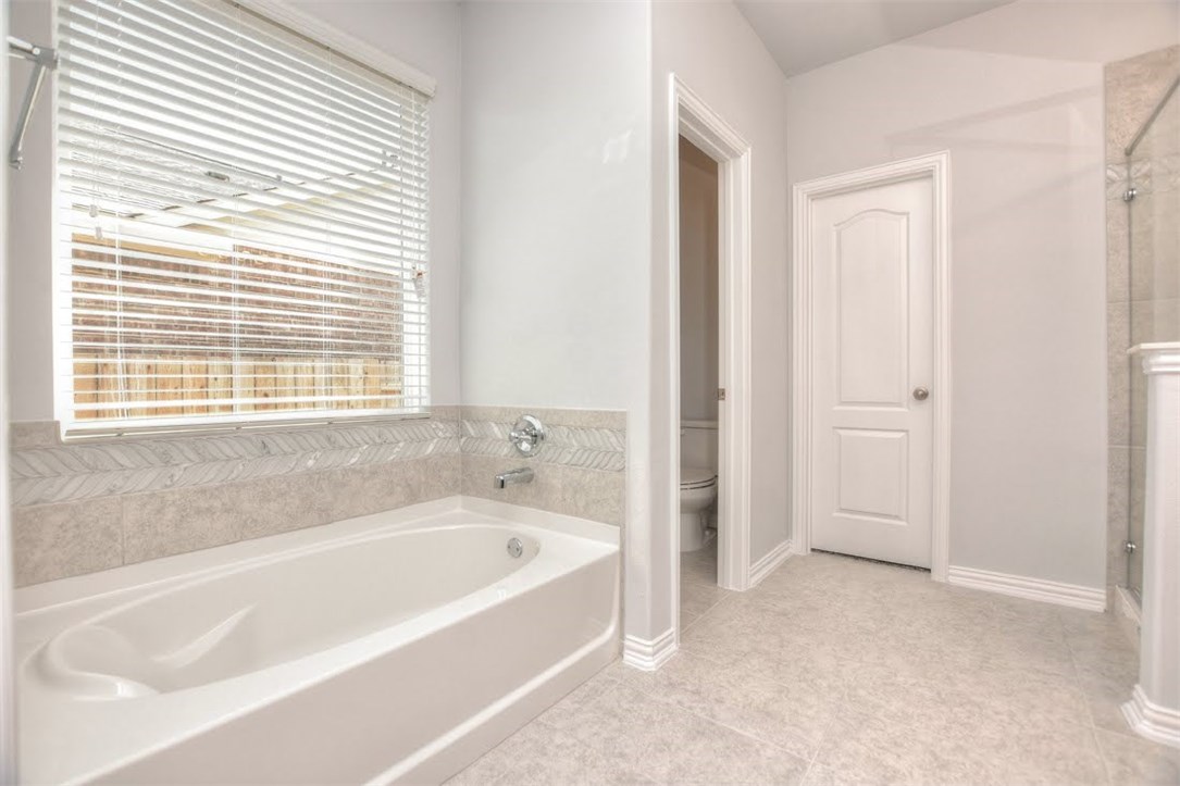 704 Bonnet Boulevard Georgetown, TX 78628 - Photo 23 of 40