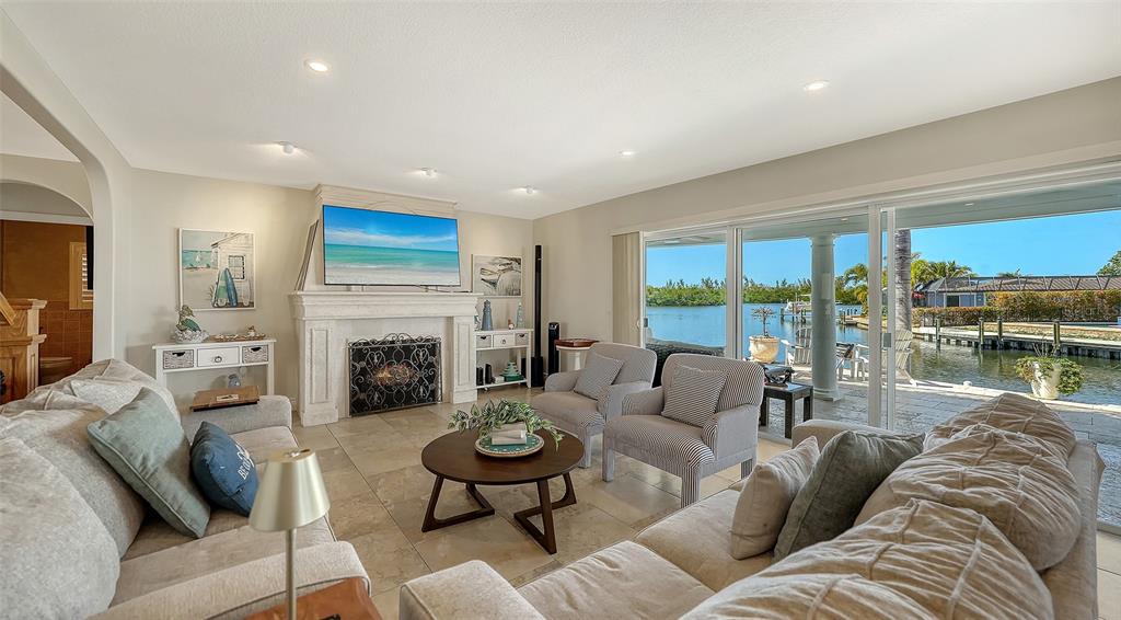 10432 Spoonbill Road West Bradenton, FL 34209 - Photo 11 of 54