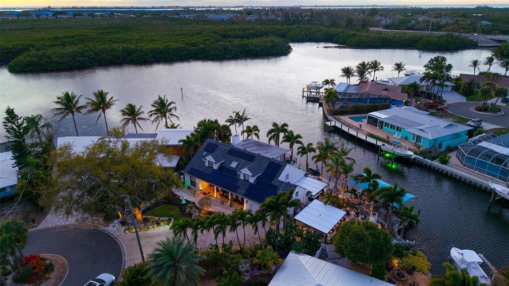 10432 Spoonbill Road West Bradenton, FL 34209 - Photo 7 of 54