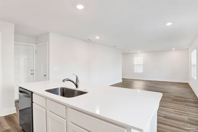 $2,350 | 4932 Valor Court, Pace, FL 32571