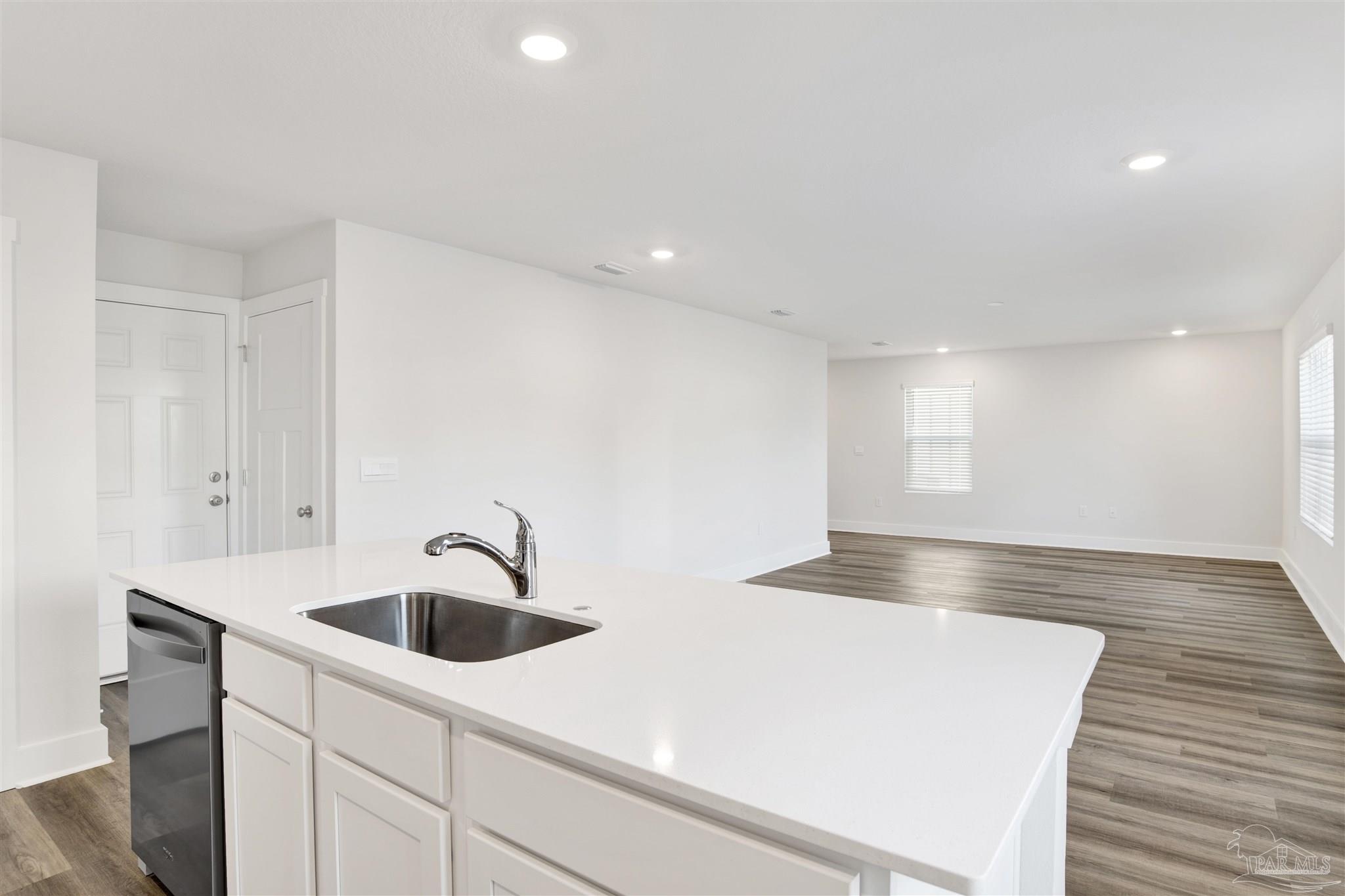 4932 Valor Court Pace, FL 32571 - Photo 12 of 28