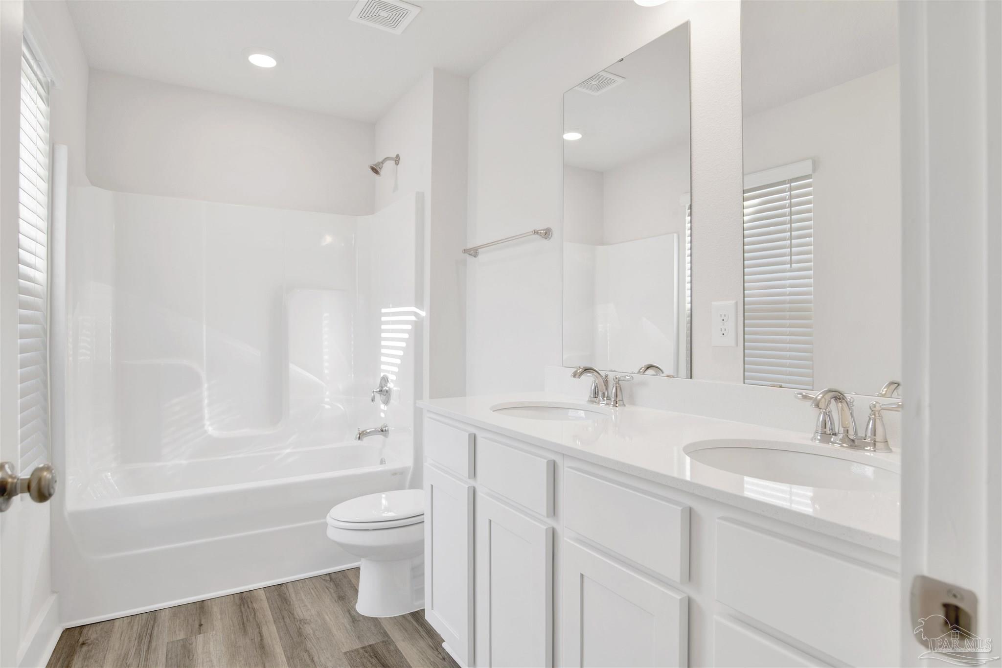 4932 Valor Court Pace, FL 32571 - Photo 17 of 28