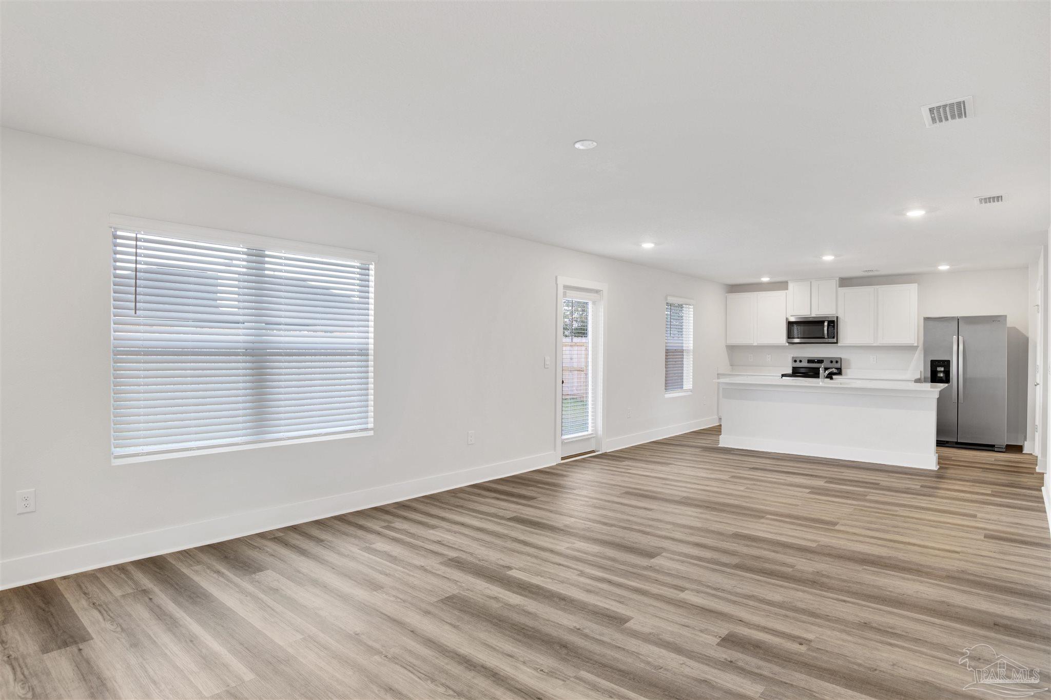 4932 Valor Court Pace, FL 32571 - Photo 7 of 28