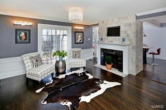 10944 Conway Road Frontenac, MO 63131 - Photo 3 of 16 Gallery Image 3