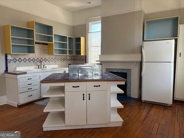 $2,200 | 836 East Henry Street, Unit C, Savannah, GA 31401