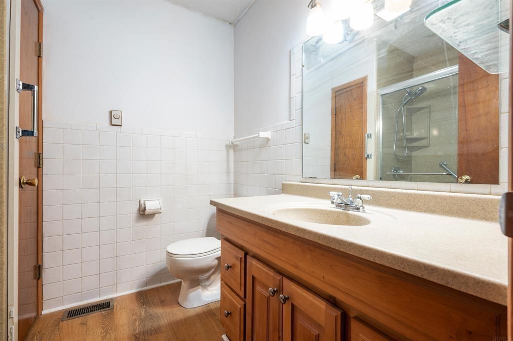 9305 West River Road Yorktown, IN 47396 - Photo 17 of 22 Gallery Image 17