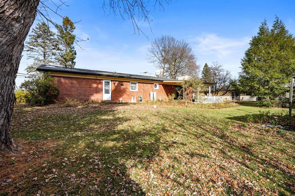 9305 West River Road Yorktown, IN 47396 - Photo 20 of 22 Gallery Image 20