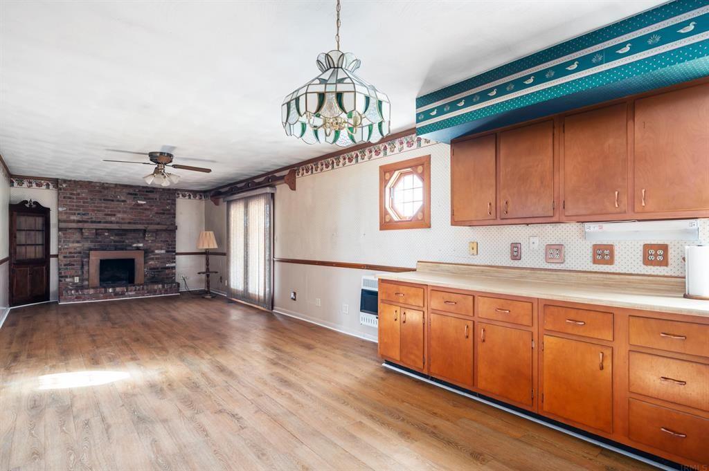 9305 West River Road Yorktown, IN 47396 - Photo 10 of 22 Gallery Image 10