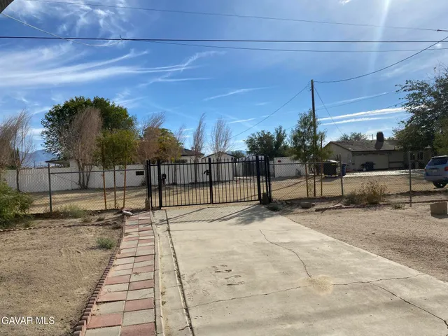 $379,000 | 10257 Avenue S4 E Littlerock Ca East, Littlerock, CA 93543