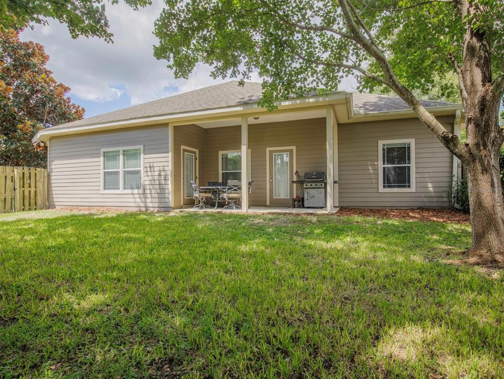 9047 Southwest 76th Avenue Gainesville, FL 32608 - Photo 5 of 38