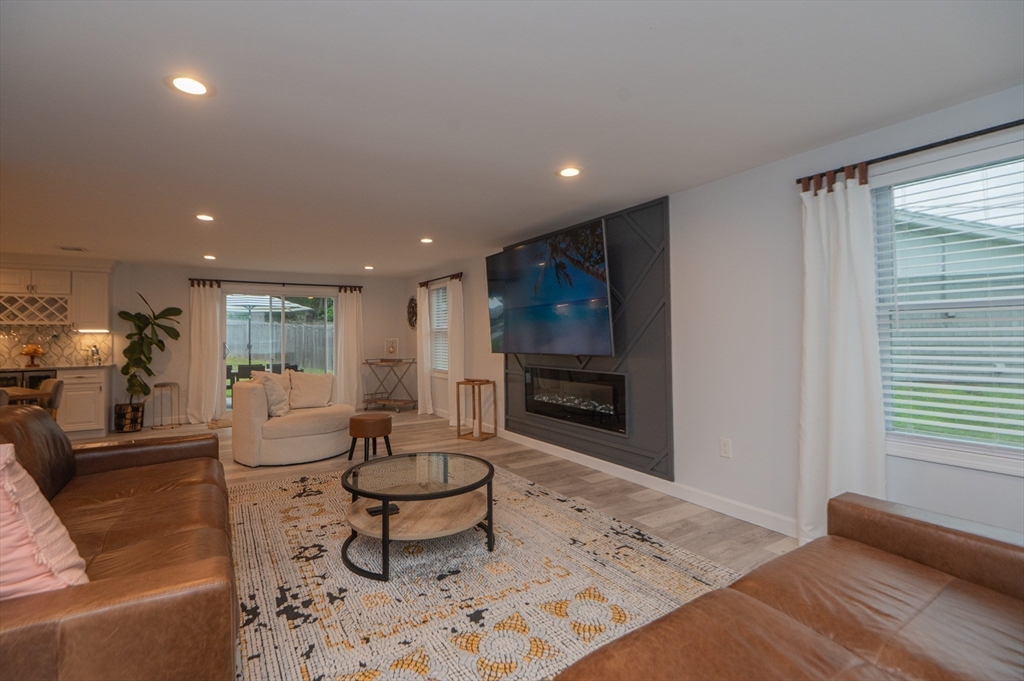 26 North Shetland Road Danvers, MA 01923 - Photo 23 of 38 Gallery Image 23