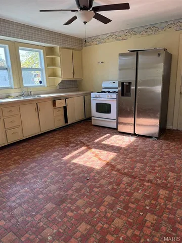 $49,900 | 1101 North Main Street, Poplar Bluff, MO 63901