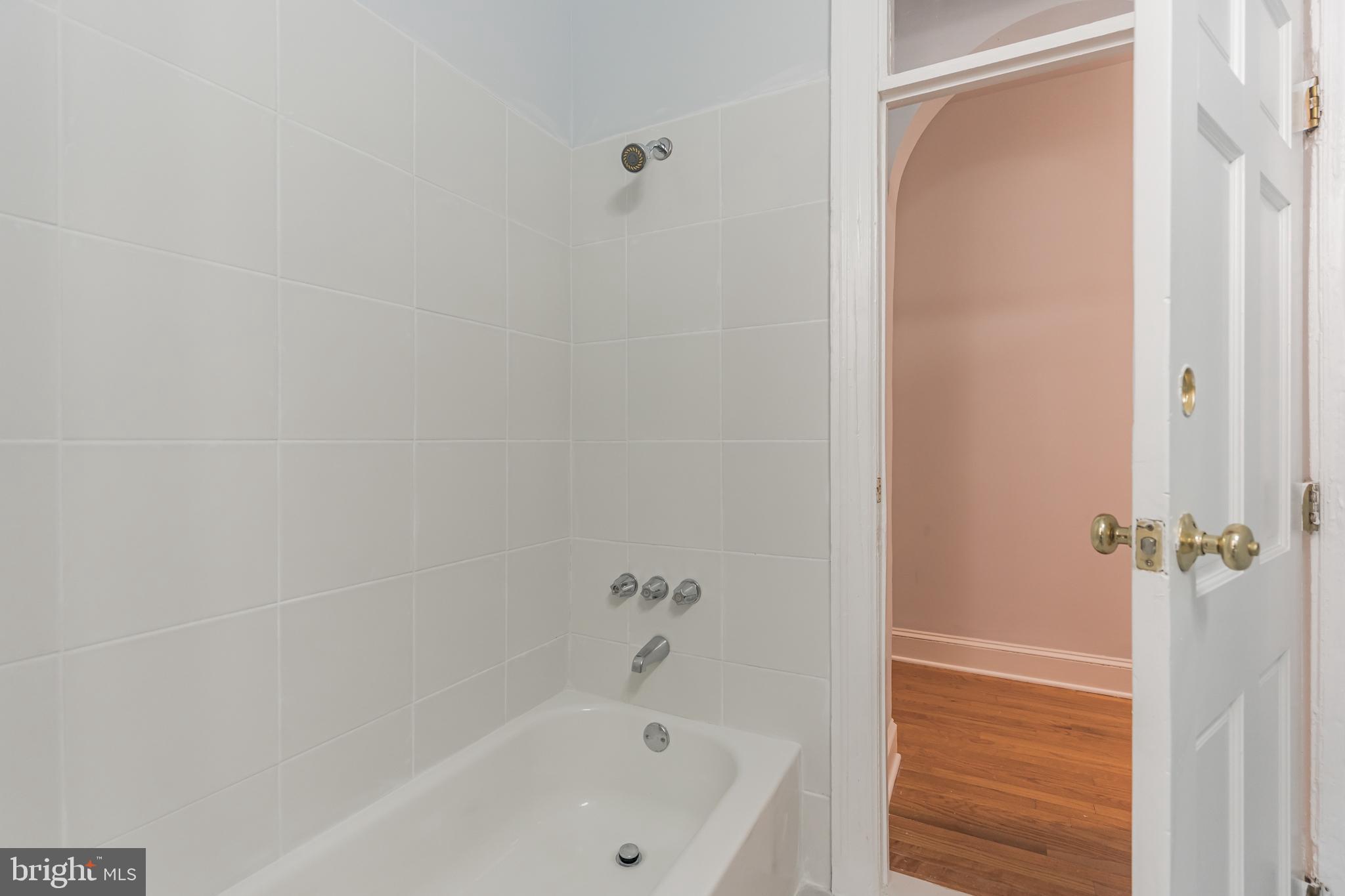 1523 Park Road Northwest, Unit 201 Washington, DC 20010 - Photo 11 of 30